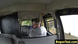 Студенти дивитися по ...