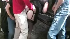 22-річна Діана дивит ...